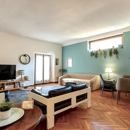 Central, Quiet And Strategic Appartement